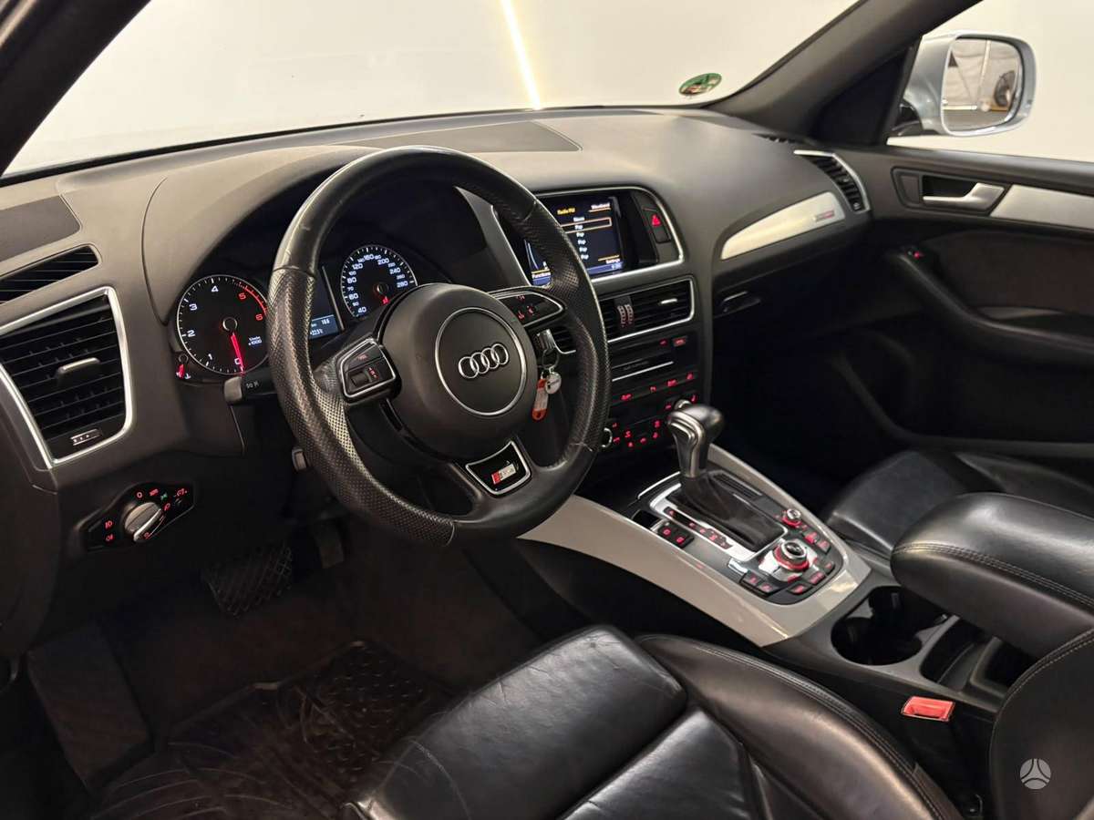 Audi Q5, 3.0 l., Внедорожник / Кроссовер