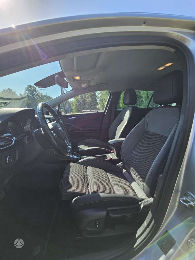 Opel Astra, 1.5 l., hatchback