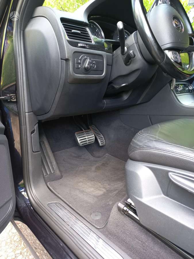 Volkswagen Touareg - 9