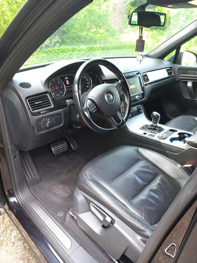 Volkswagen Touareg - 8