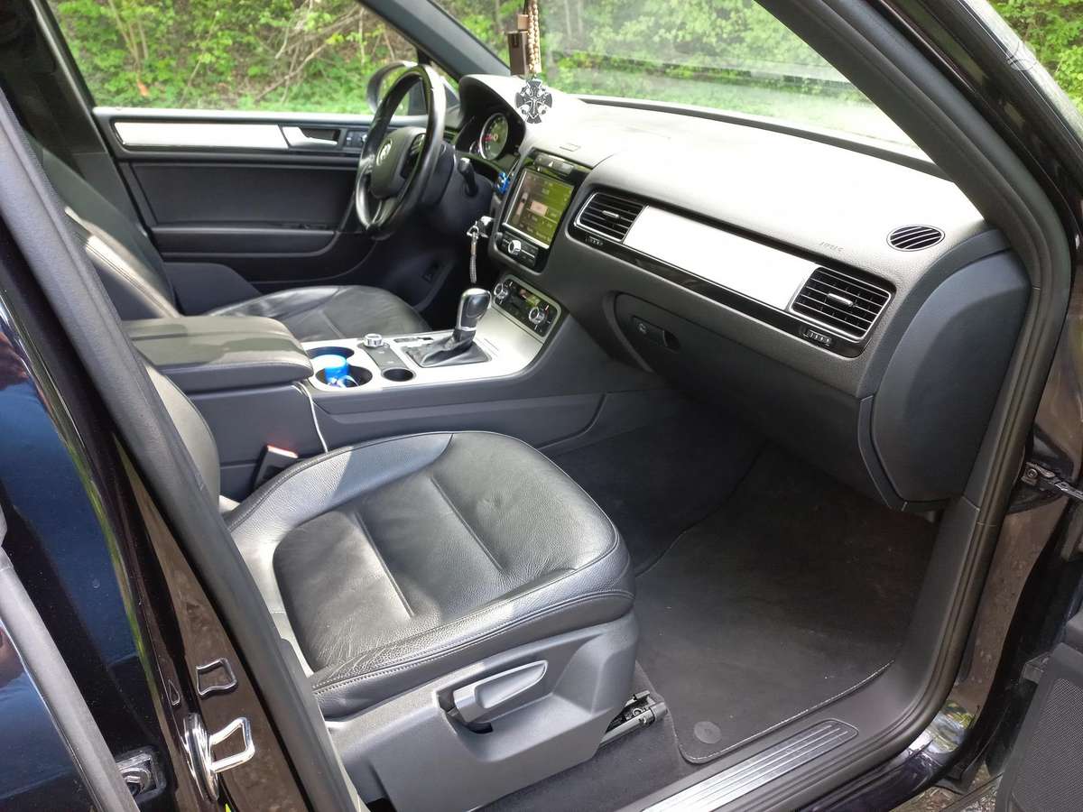 Volkswagen Touareg - 10