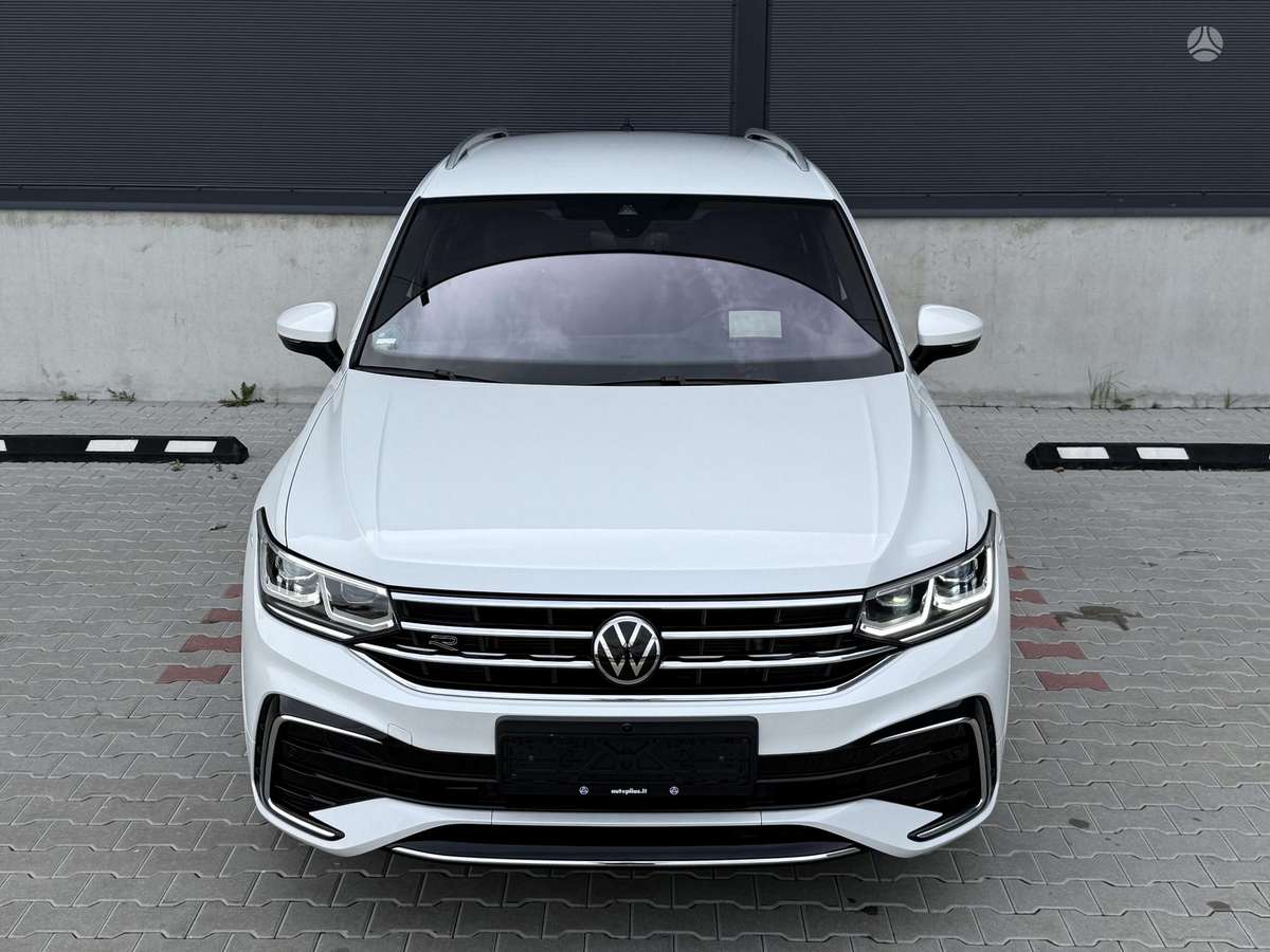 Volkswagen Tiguan - 4