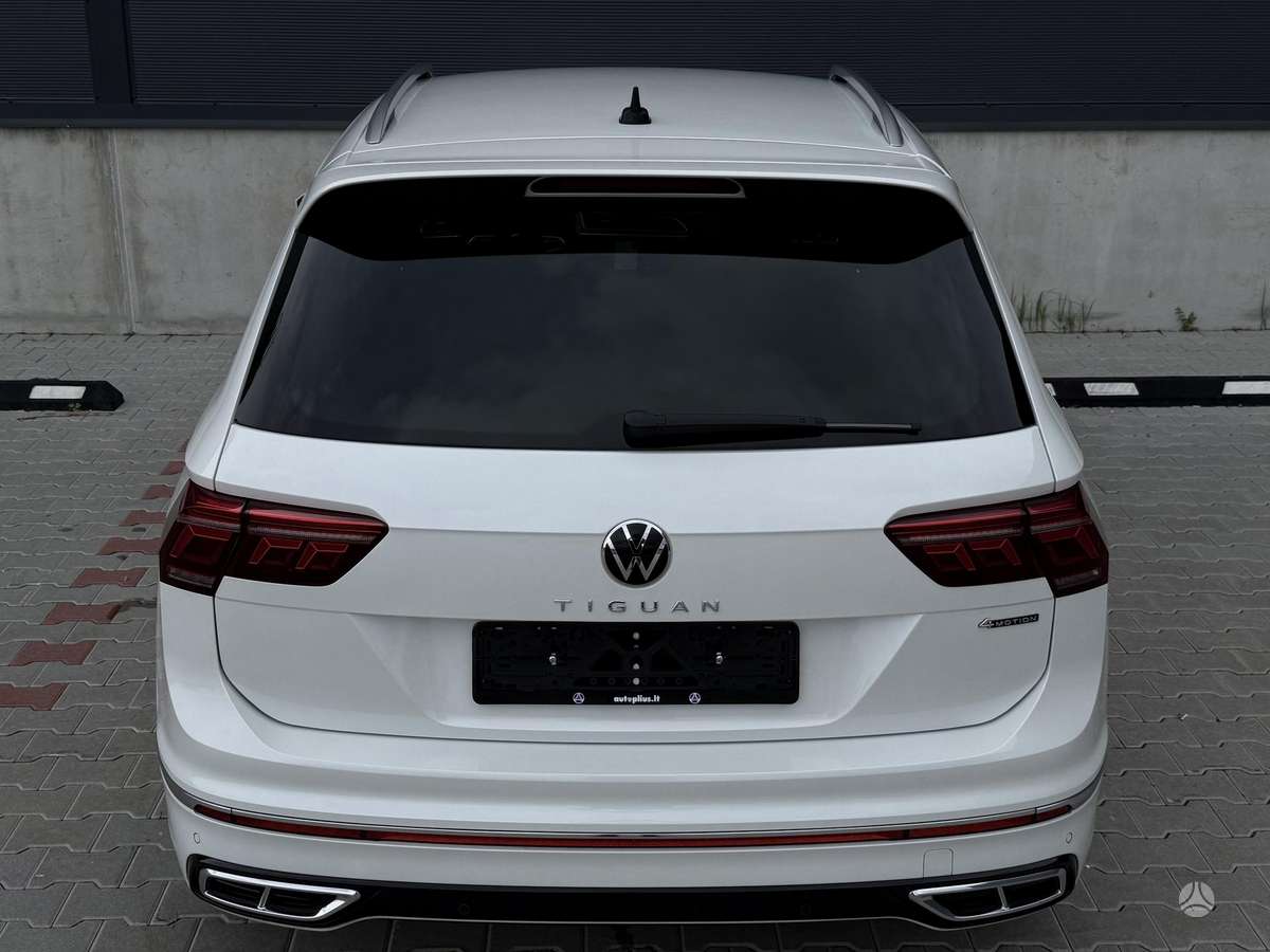 Volkswagen Tiguan - 12