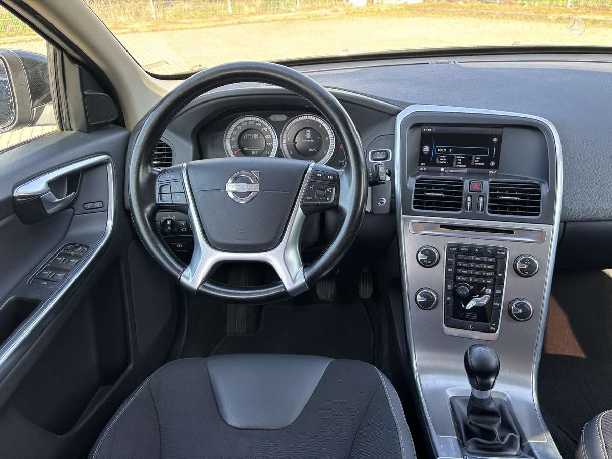 Volvo XC60 - 11