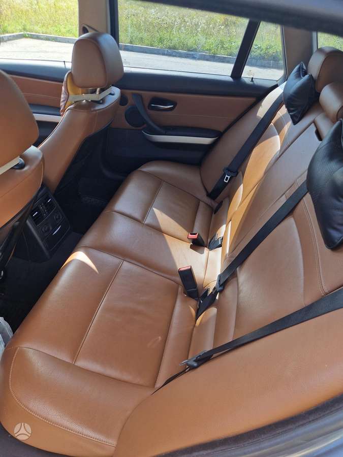 BMW 335, 3.0 l., Универсал