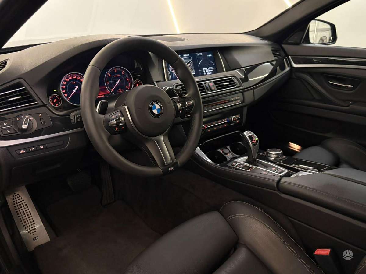 BMW 530, 3.0 l., wagon