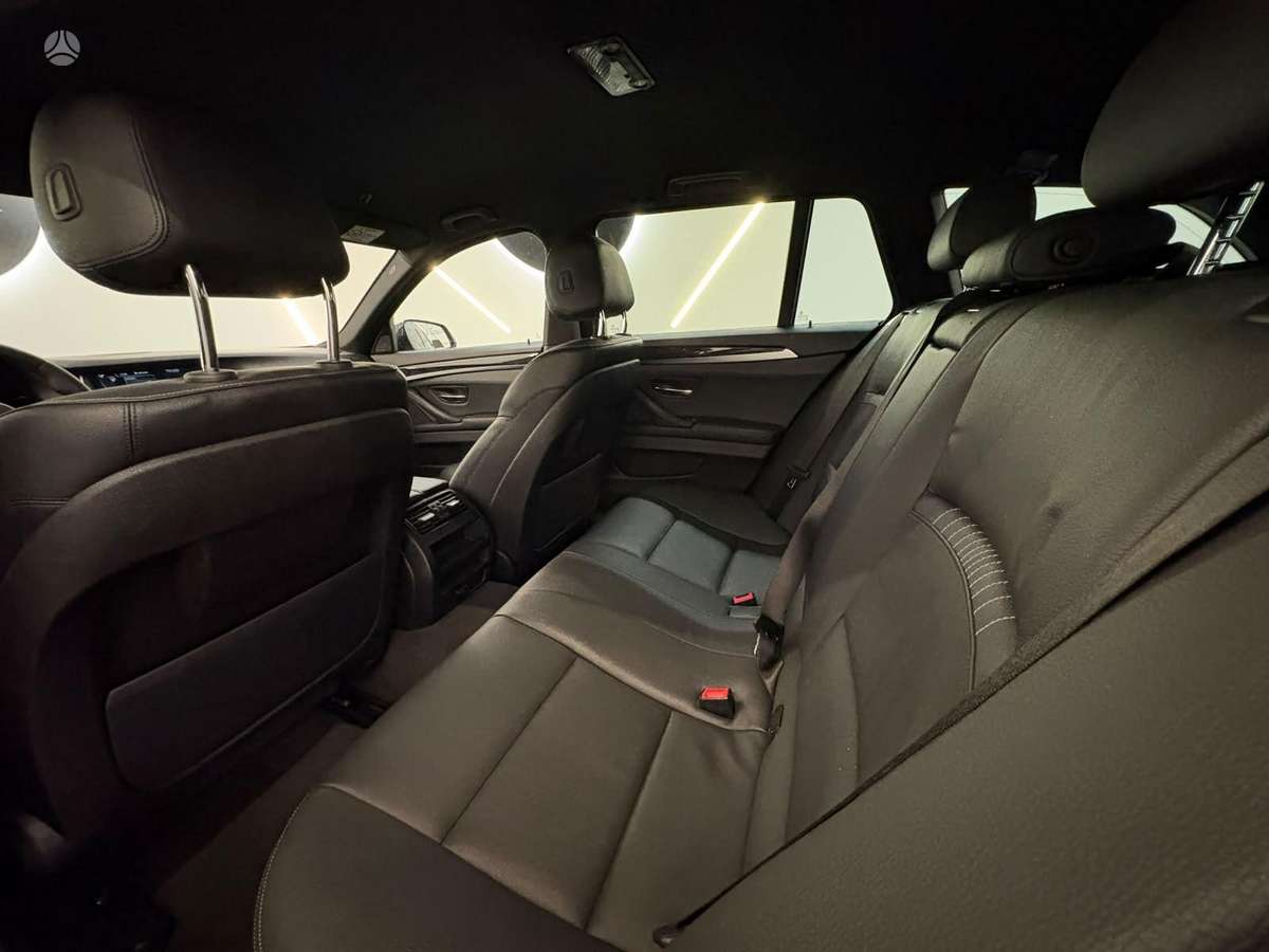 BMW 530, 3.0 l., wagon