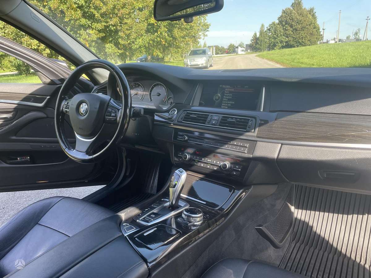 BMW 530, 3.0 l., Седан