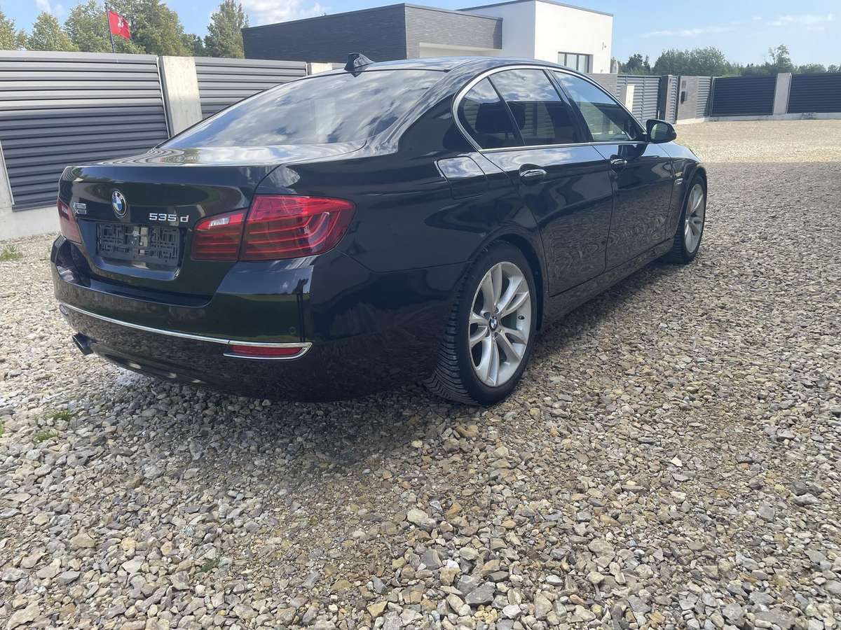 BMW 530, 3.0 l., Седан