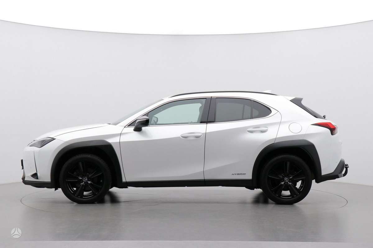 Lexus UX 250h - 4