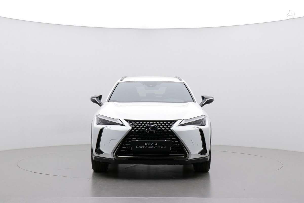 Lexus UX 250h - 6