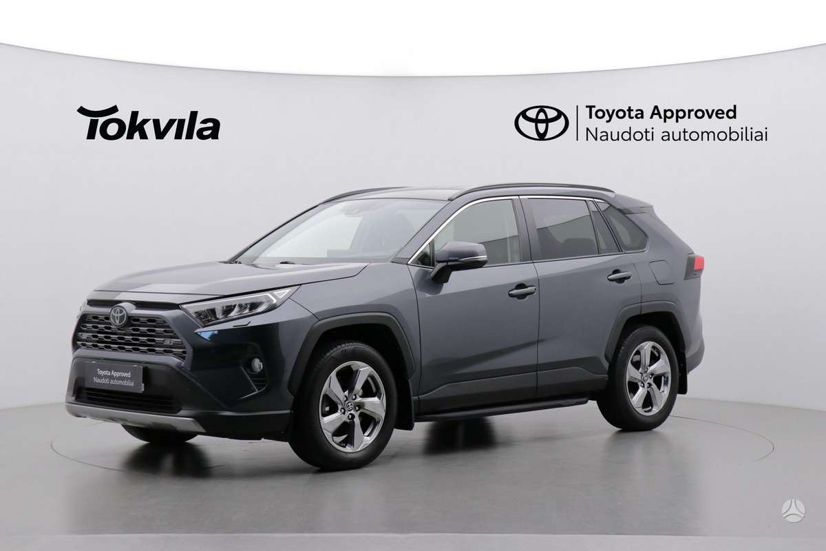Toyota RAV4 - 1