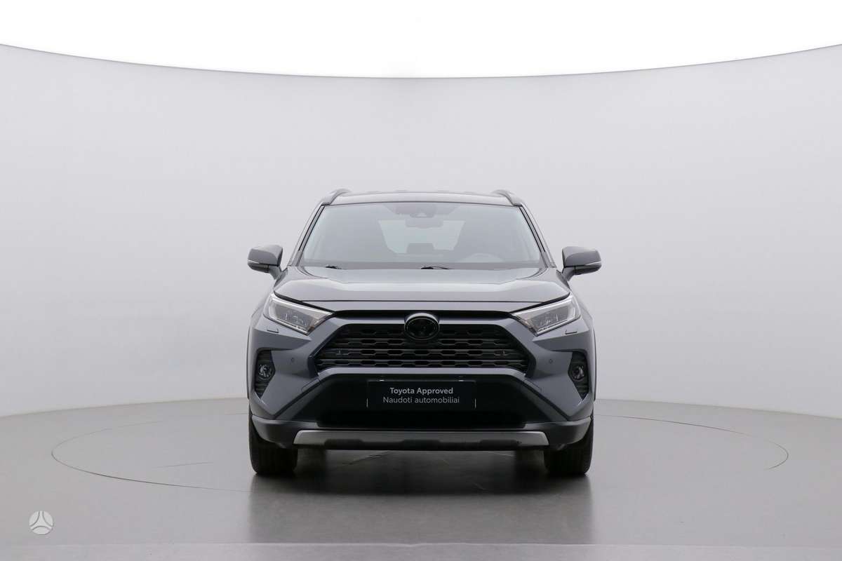Toyota RAV4 - 6