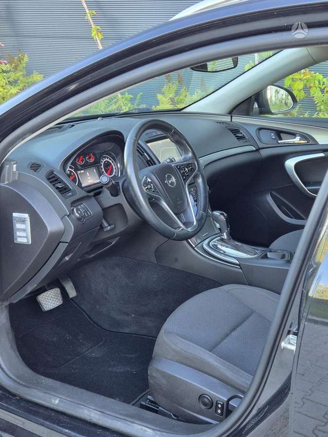 Opel Insignia, 1.6 l., Универсал
