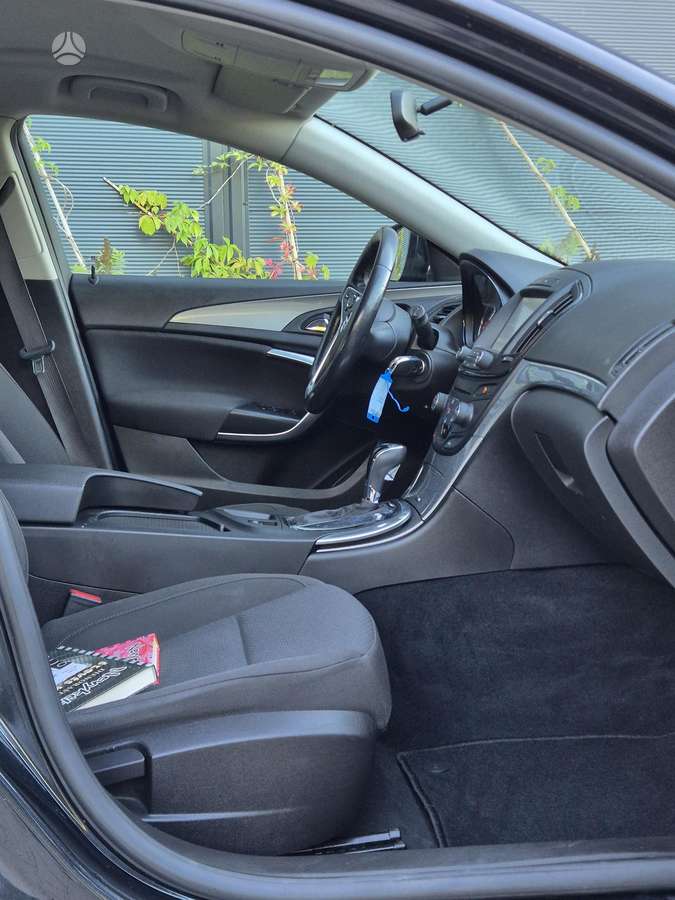 Opel Insignia, 1.6 l., Универсал