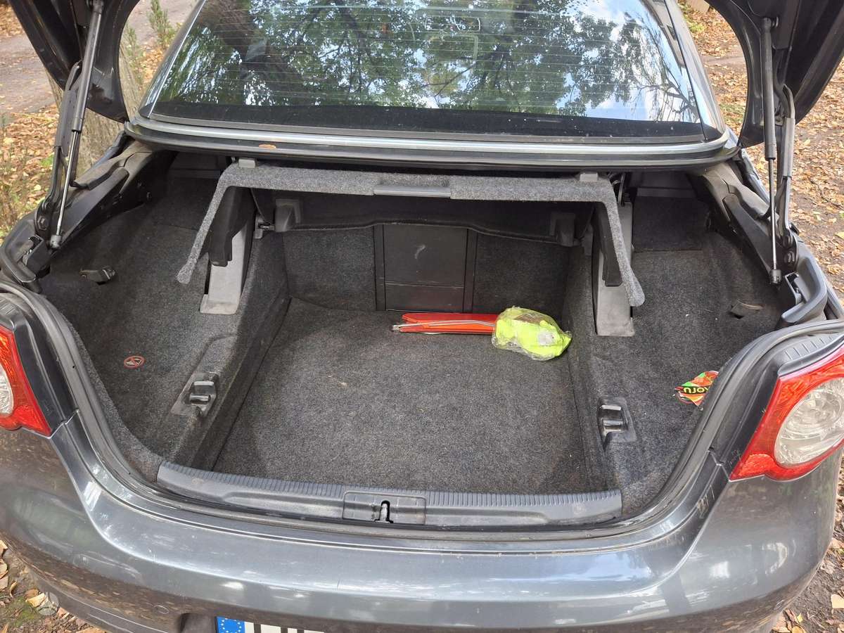 Volkswagen Eos, 2.0 l., kabrioletas