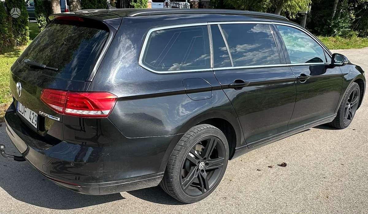 Volkswagen Passat - 6