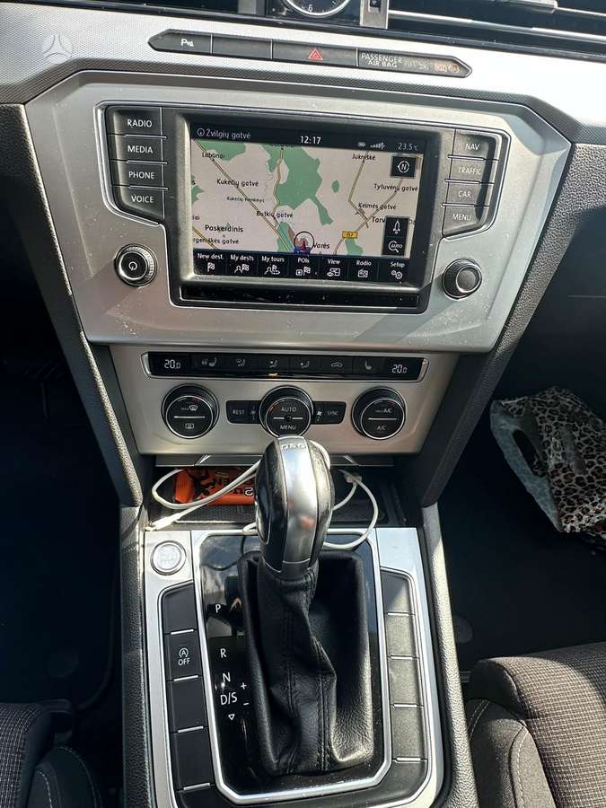 Volkswagen Passat, 2.0 l., Универсал