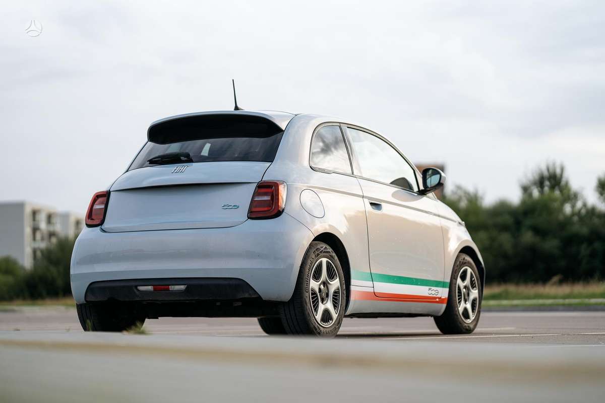Fiat 500, 42 кВт·ч, Хэтчбек