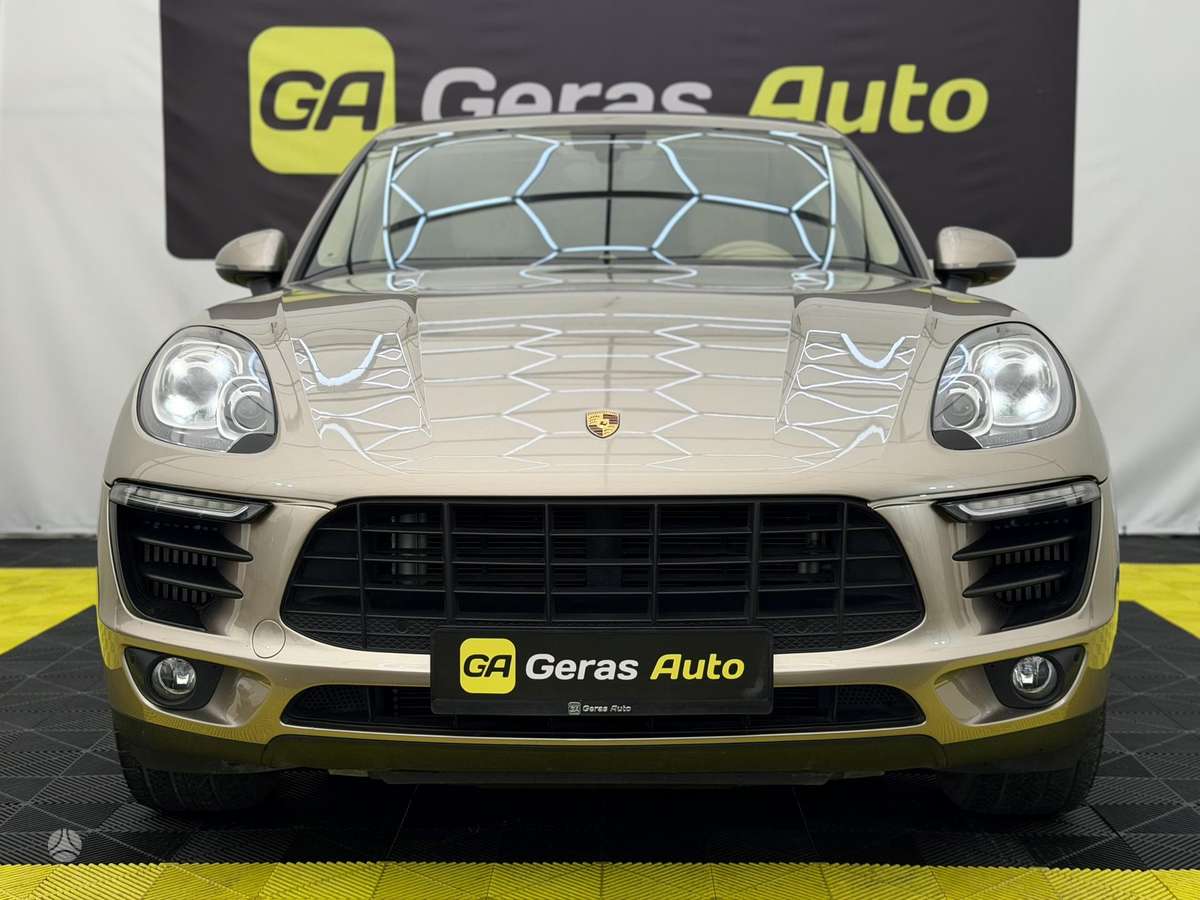 Porsche Macan - 2