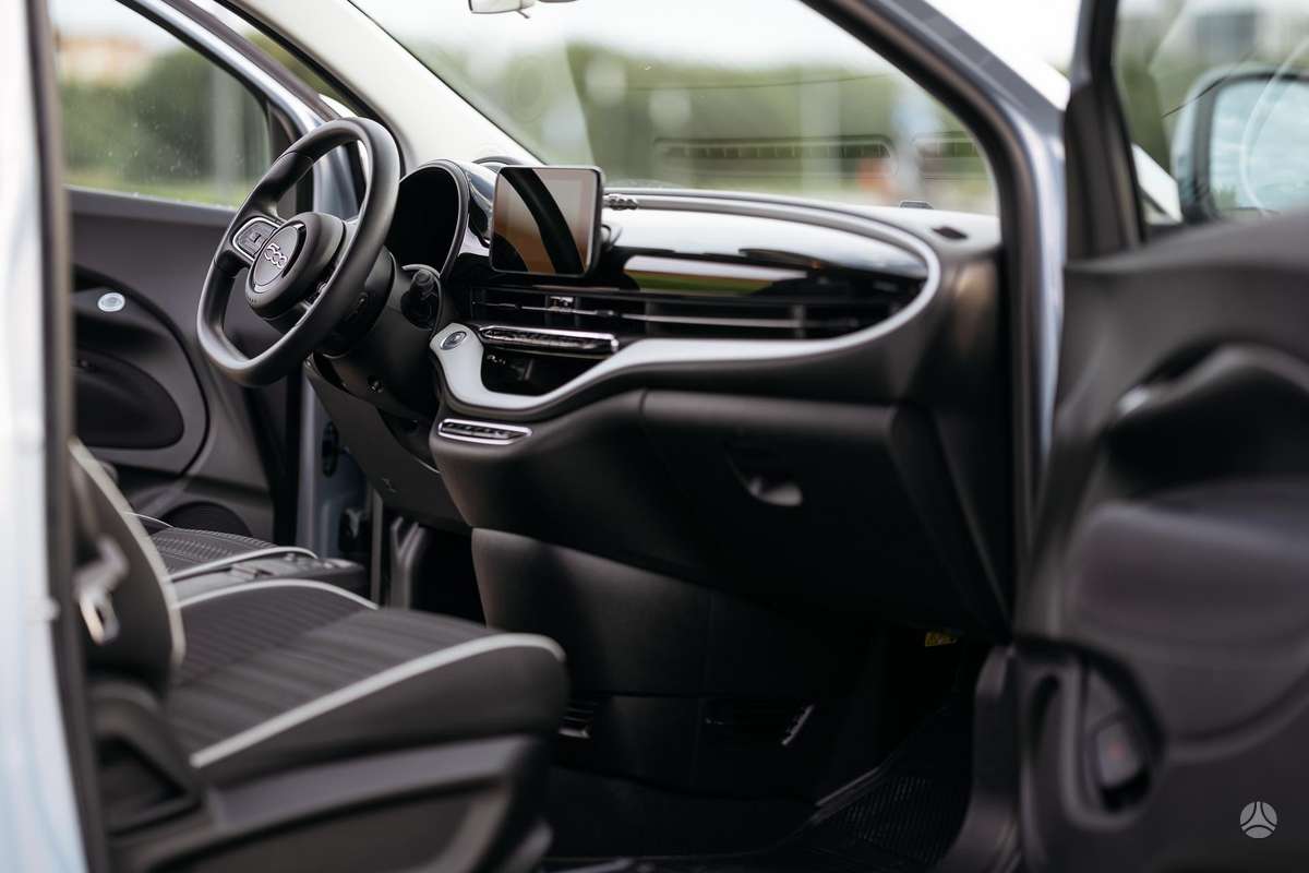 Fiat 500, 42 кВт·ч, Хэтчбек
