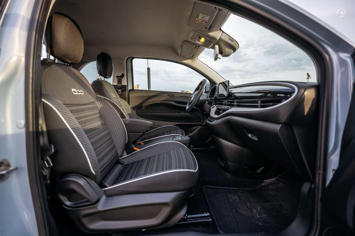 Fiat 500, 42 кВт·ч, Хэтчбек