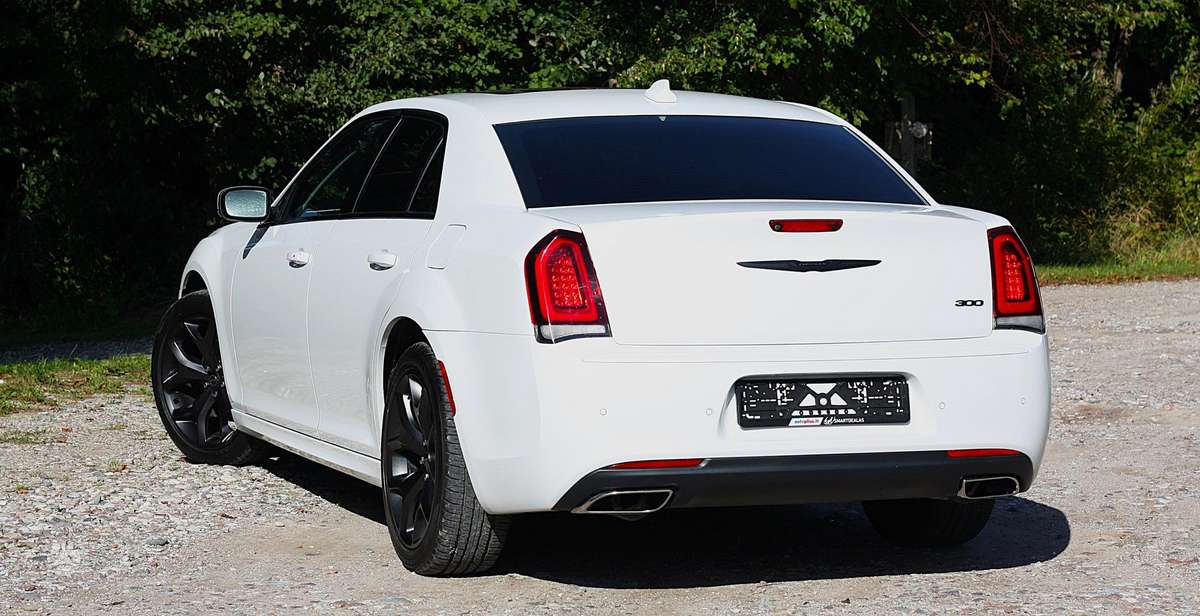 Chrysler 300, 3.6 l., Седан