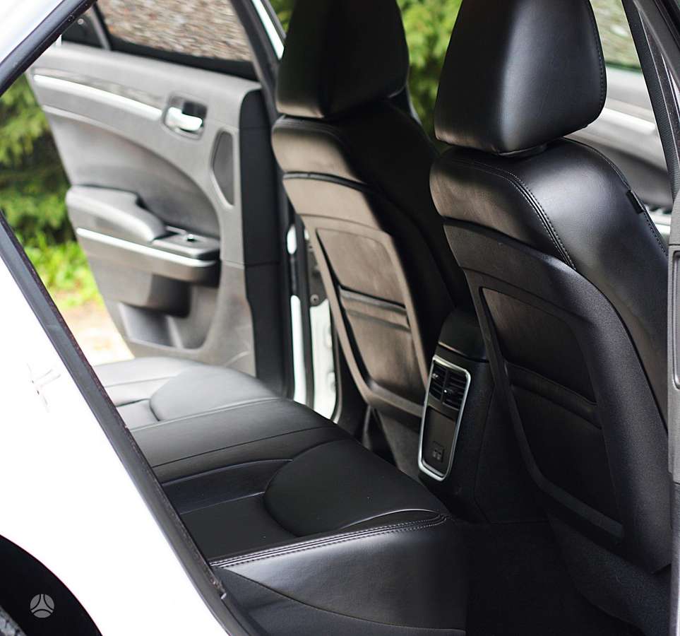 Chrysler 300, 3.6 l., Седан