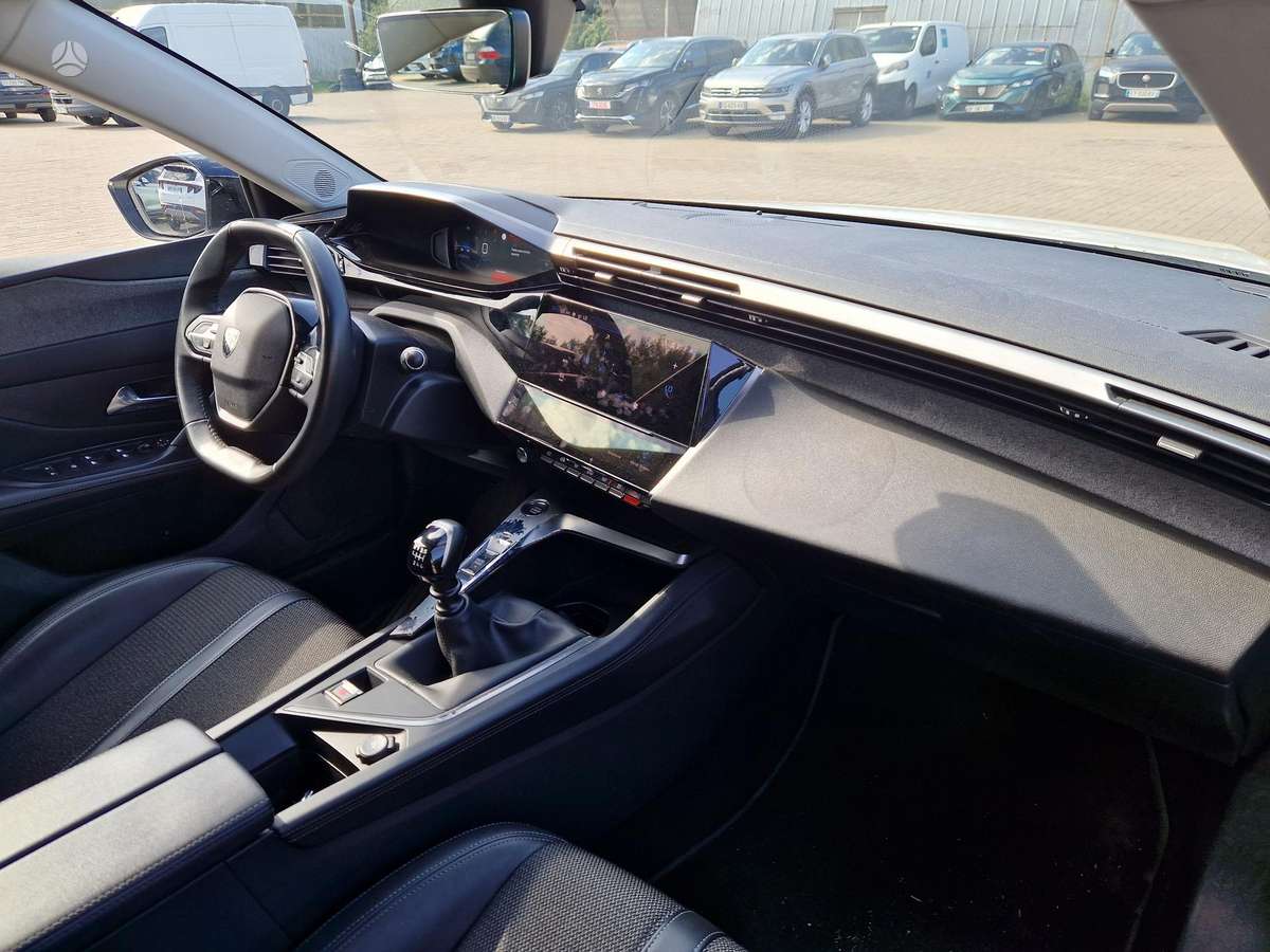 Peugeot 308 - 5