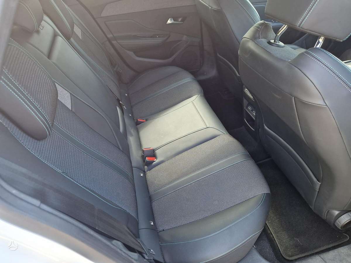 Peugeot 308 - 7