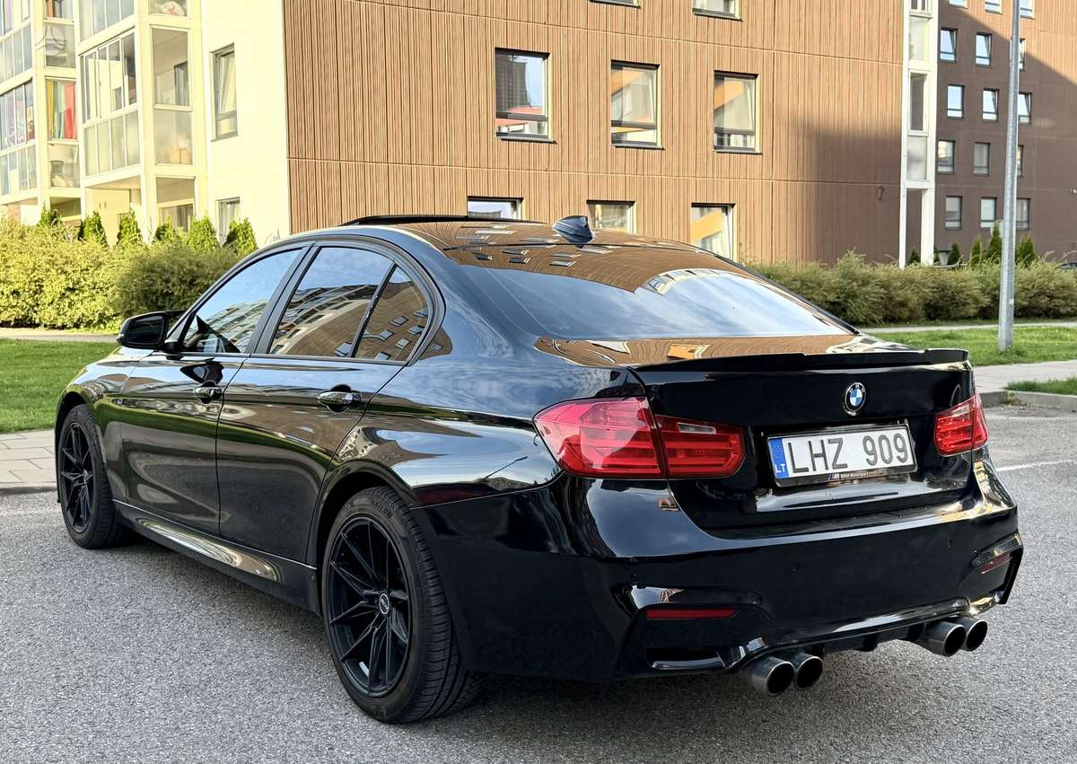 BMW 320, 2.0 l., Седан