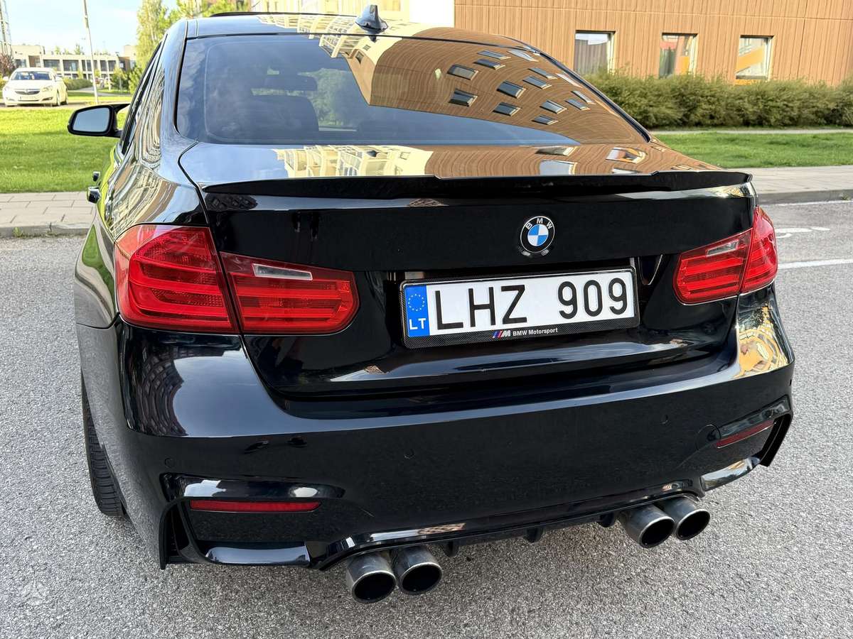 BMW 320, 2.0 l., Седан