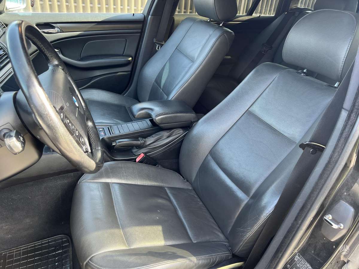 BMW 330, 3.0 l., Универсал