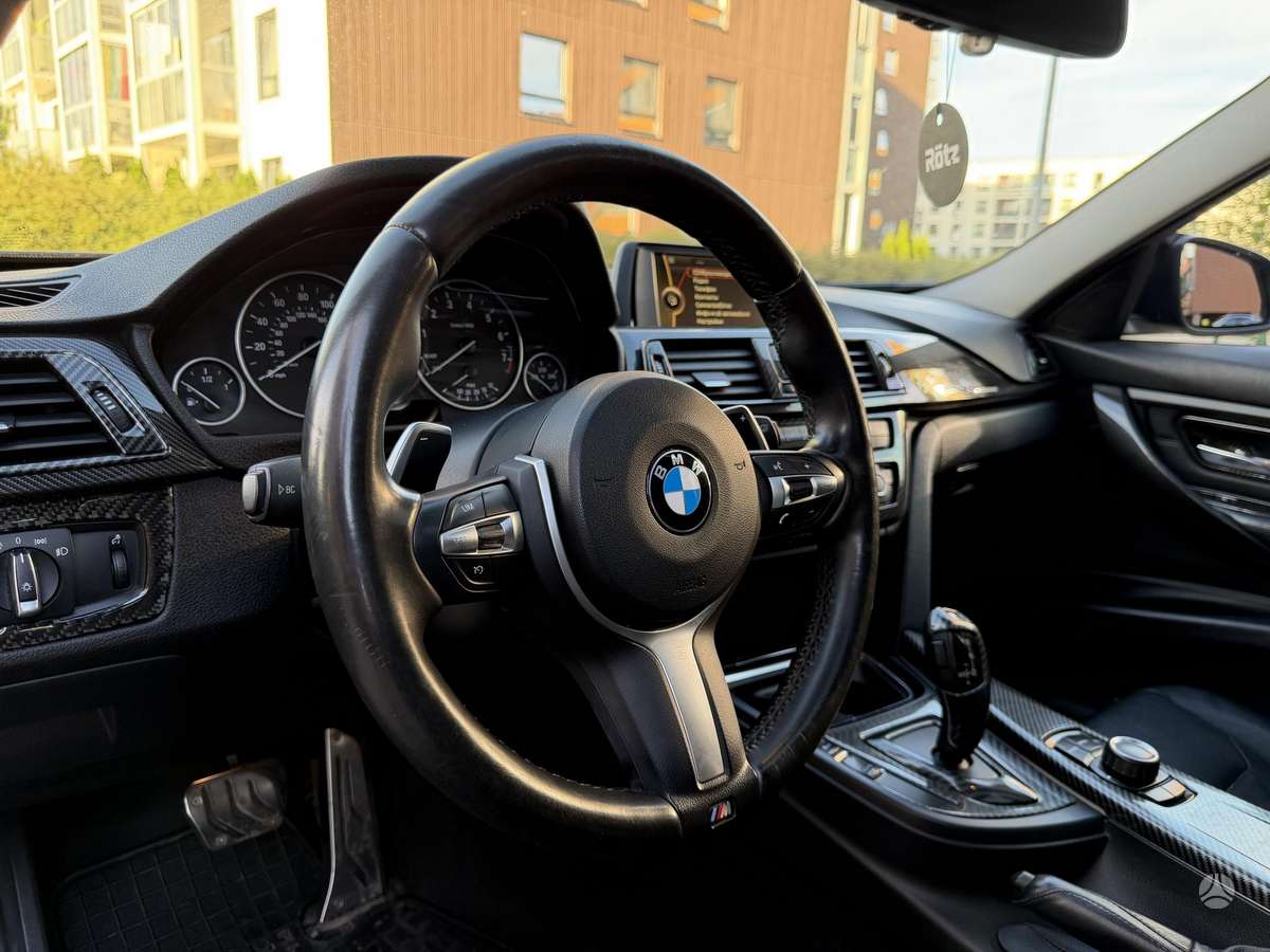 BMW 320, 2.0 l., Седан