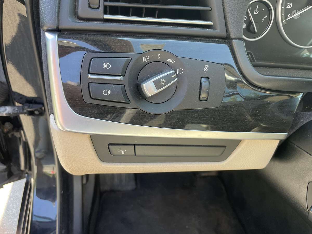 BMW 523, 3.0 l., wagon