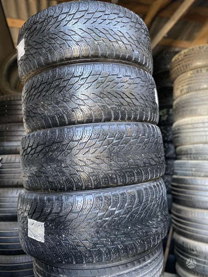 Nokian, žieminės 275/45 R21
