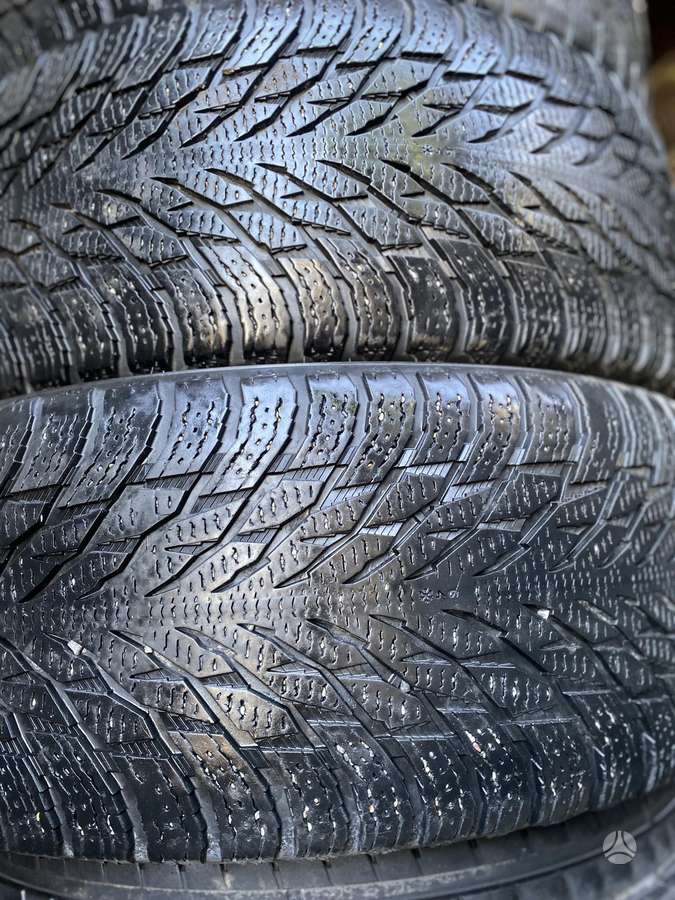 Nokian, winter 275/45 R21