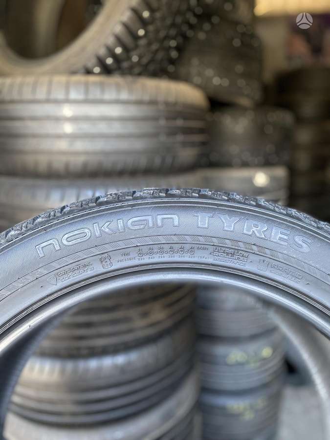 Nokian, зимние 275/45 R21