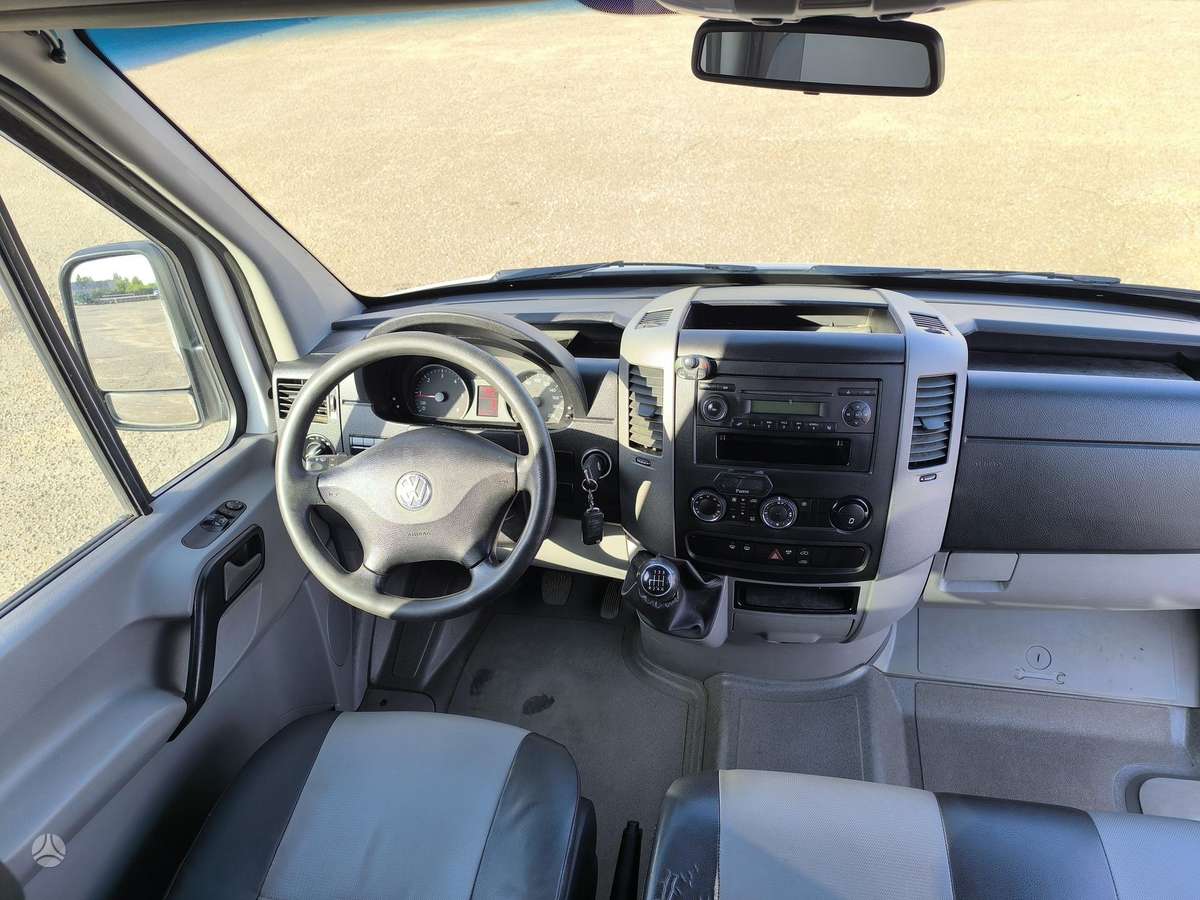 Volkswagen Crafter - 8