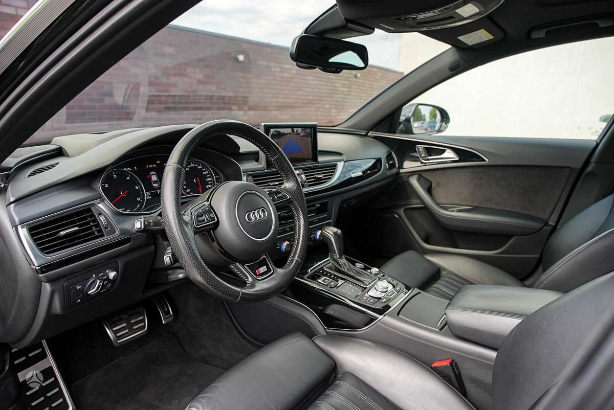 Audi A6, 3.0 l., Седан