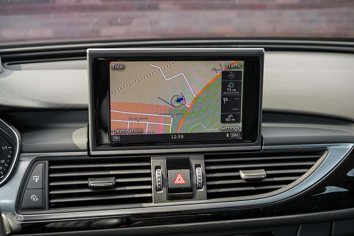 Audi A6, 3.0 l., sedanas