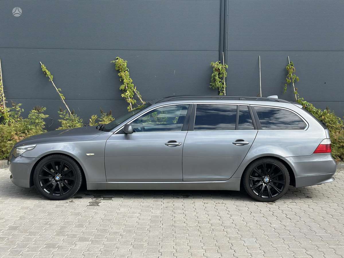 BMW 520, 2.0 l., wagon