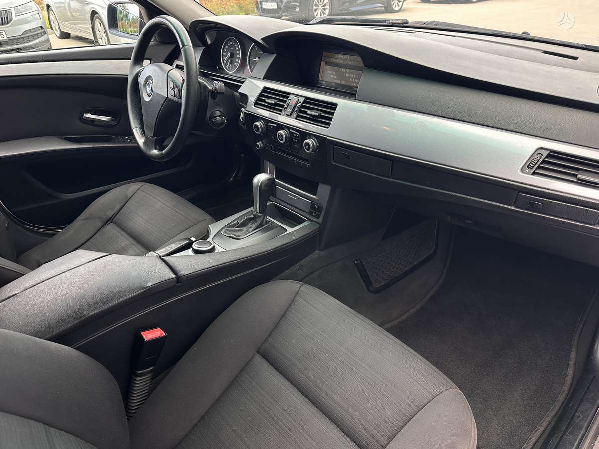 BMW 520, 2.0 l., wagon