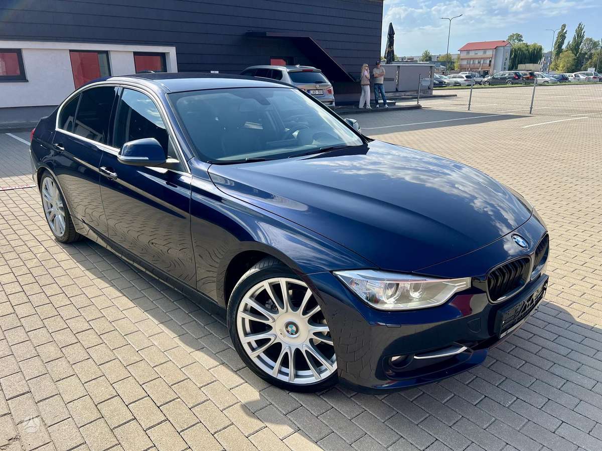 BMW 320, 2.0 l., Седан