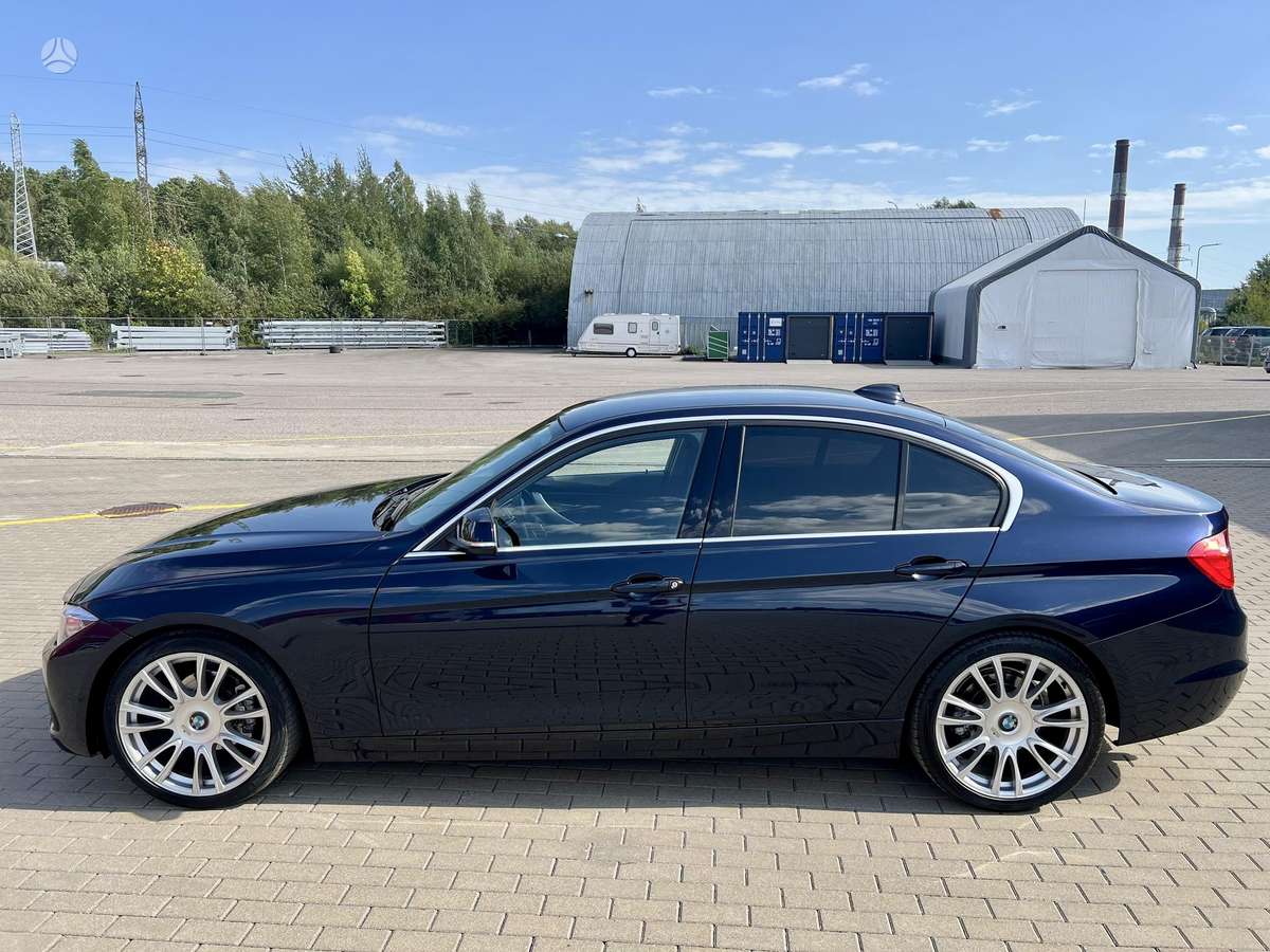 BMW 320, 2.0 l., Седан