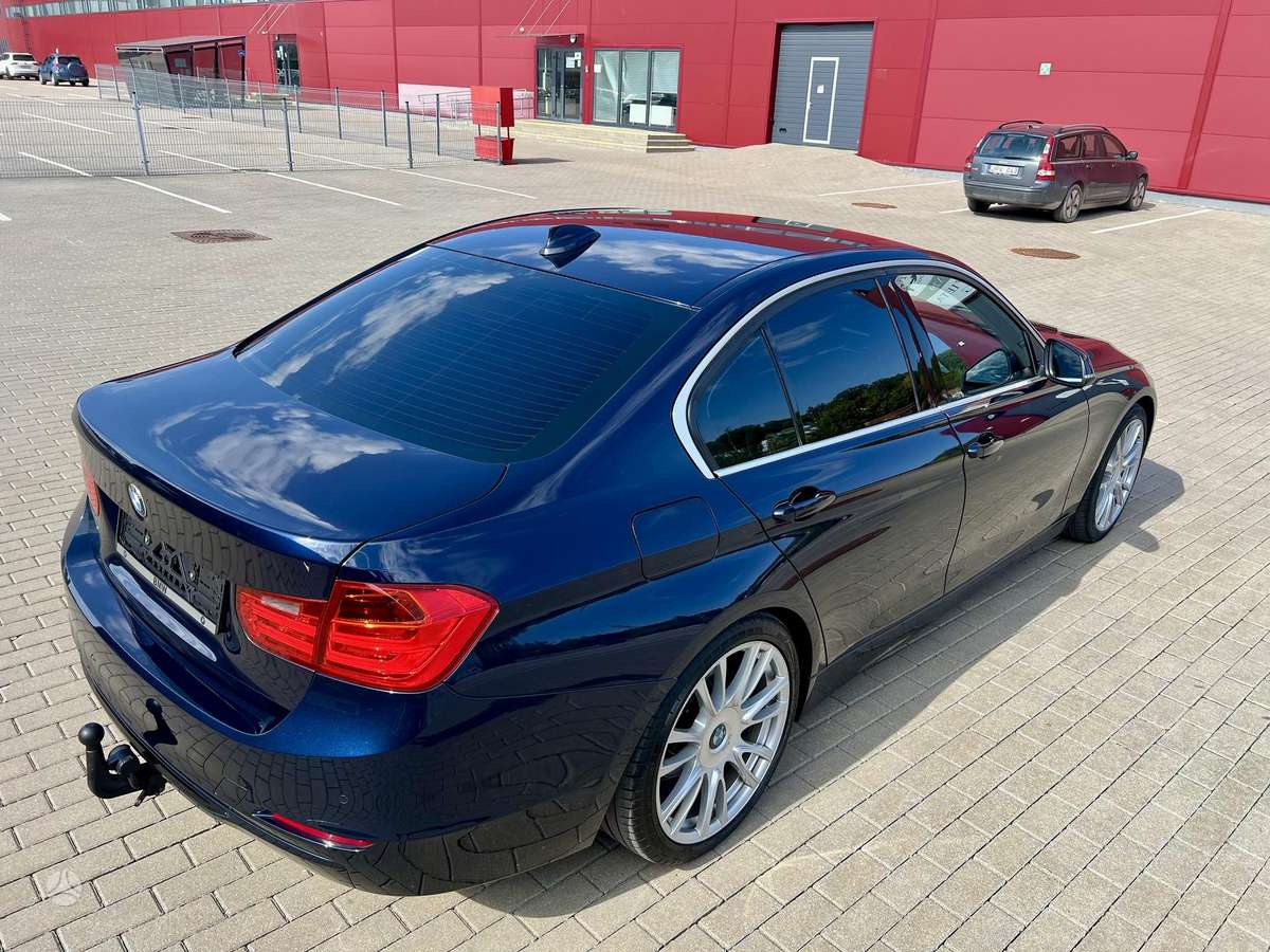 BMW 320, 2.0 l., Седан