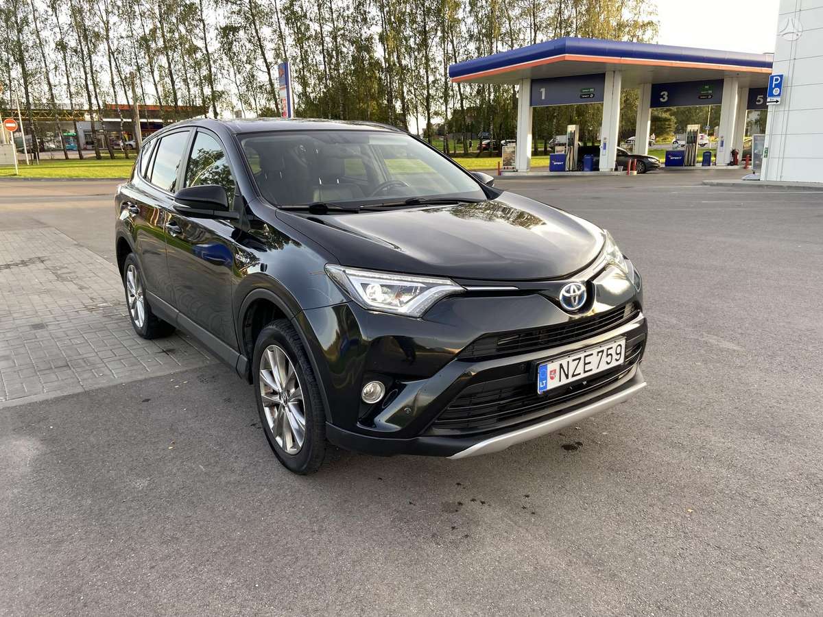Toyota RAV4 - 4