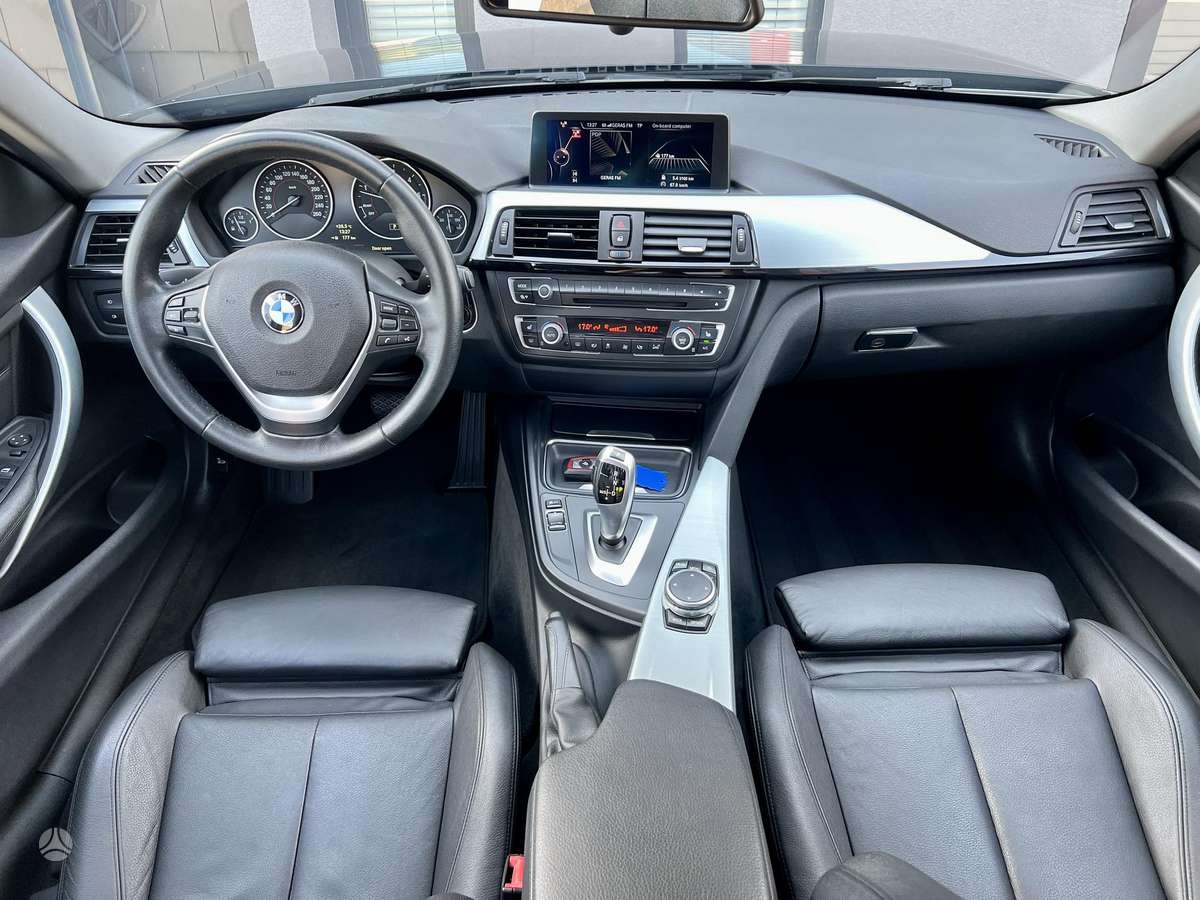BMW 320, 2.0 l., Седан
