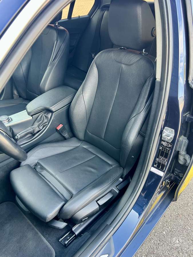 BMW 320, 2.0 l., Седан