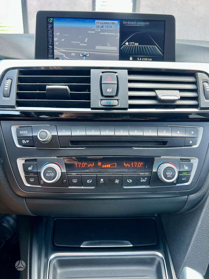 BMW 320, 2.0 l., Седан